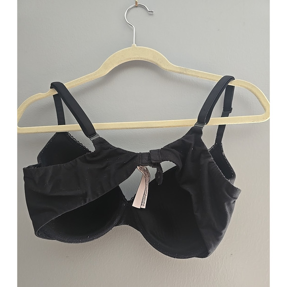 Victoria's Secret Body by Victoria Lined Perfect Coverage Underwire Bra Size 36D - Picture 2 of 7